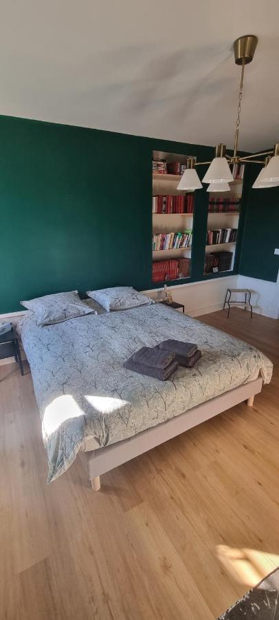 Chambres D'Hote Le Cedre Lezoux ภายนอก รูปภาพ