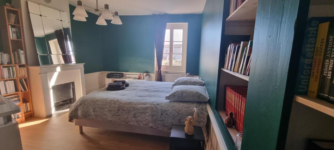Chambres D'Hote Le Cedre Lezoux ภายนอก รูปภาพ